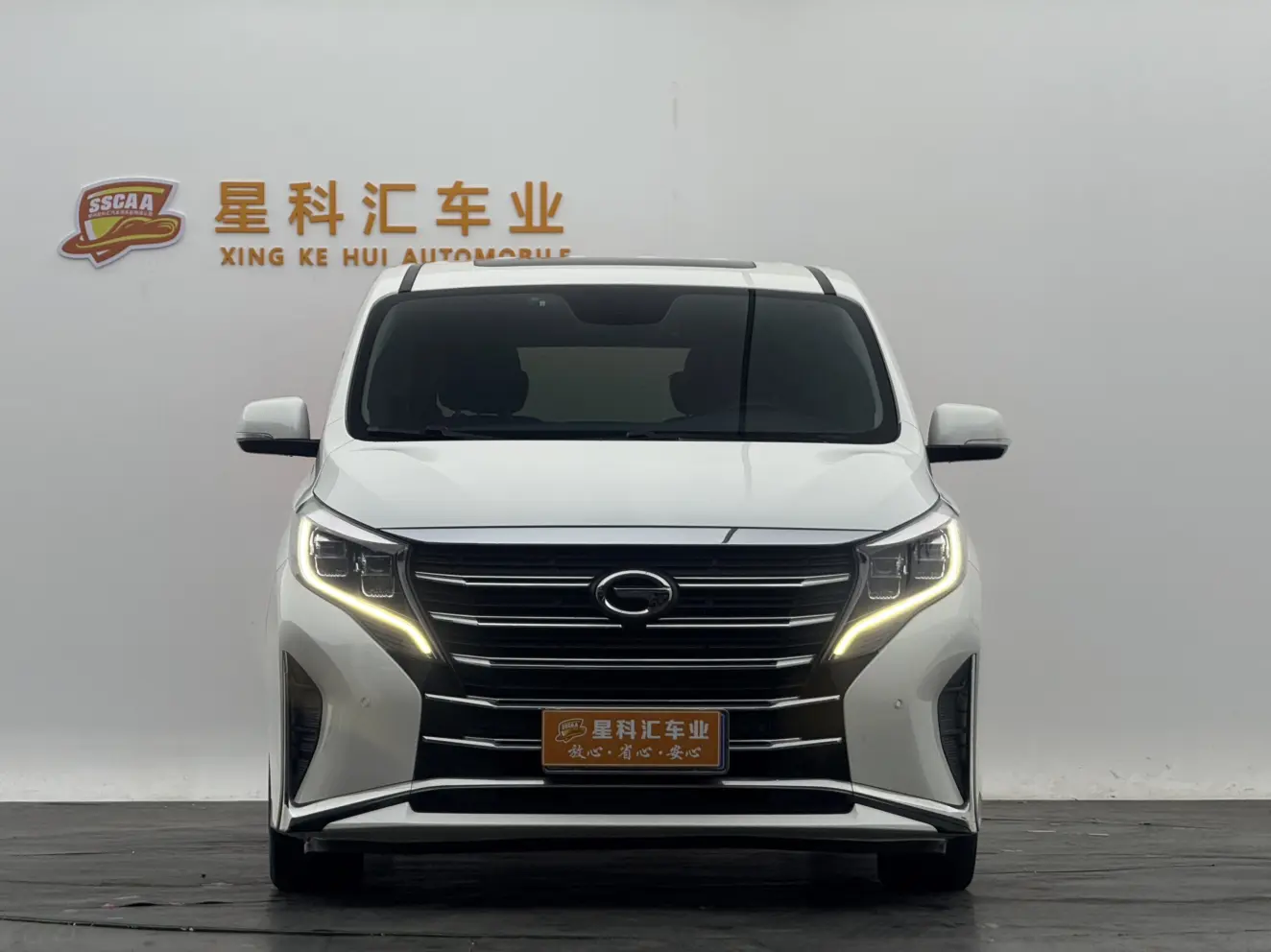 GAC Trumpchi M8  из Китая