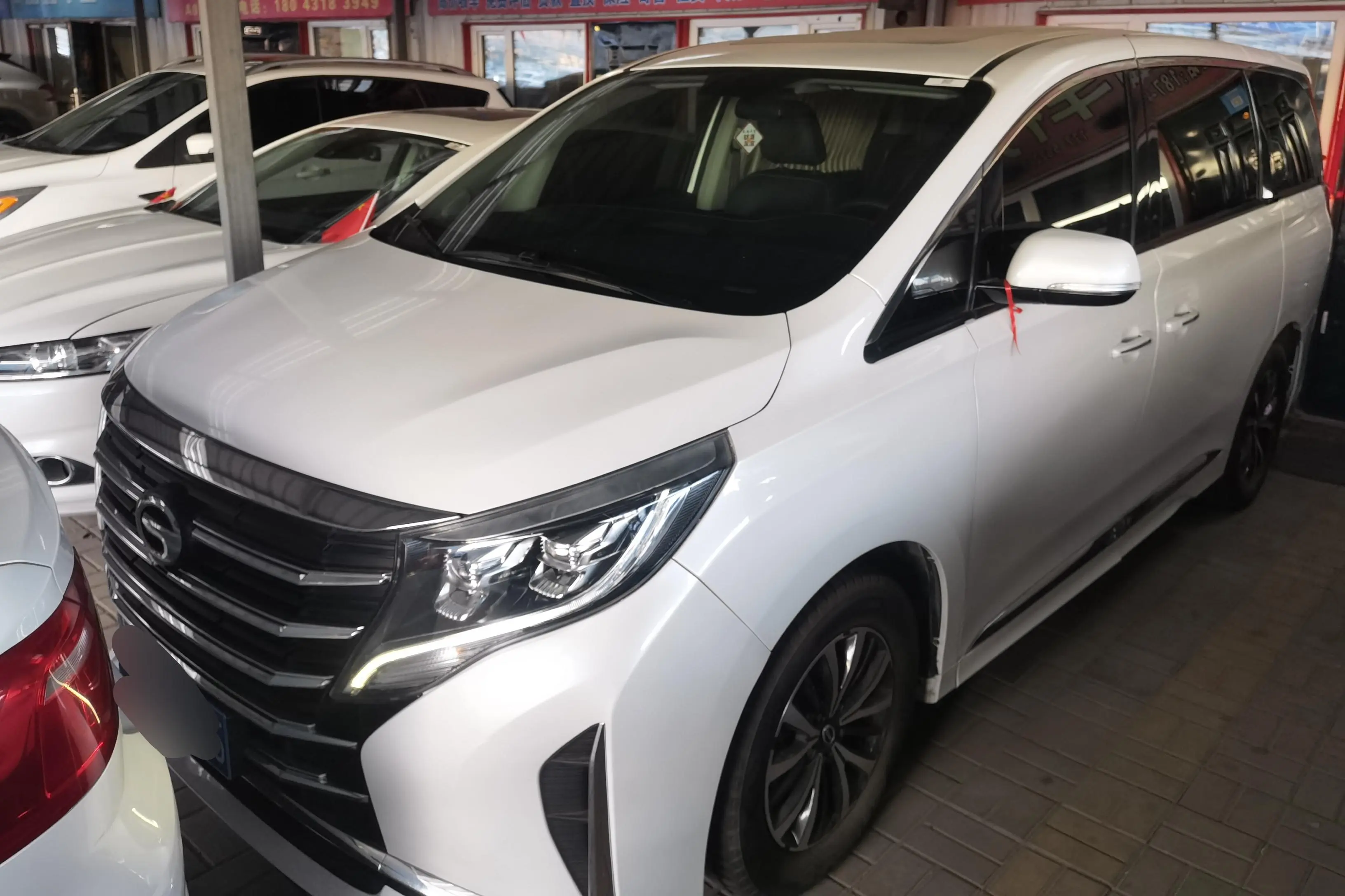 GAC Trumpchi M8  из Китая