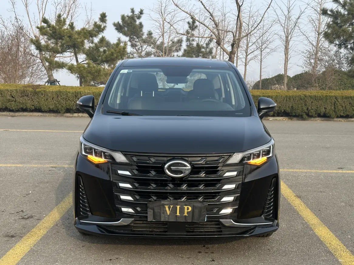 GAC Trumpchi M6  из Китая