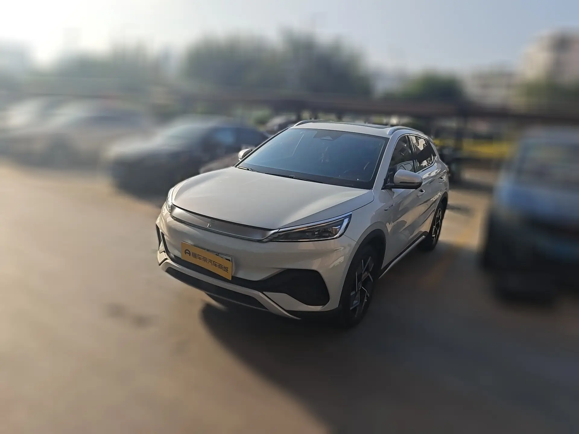 BYD Yuan PLUS  из Китая