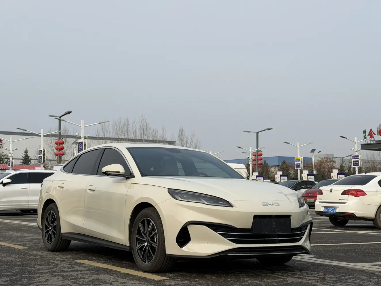 BYD Seal 06DM  из Китая