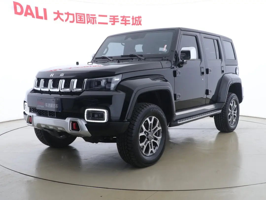 BAIC Beijing Off-road BJ40  из Китая