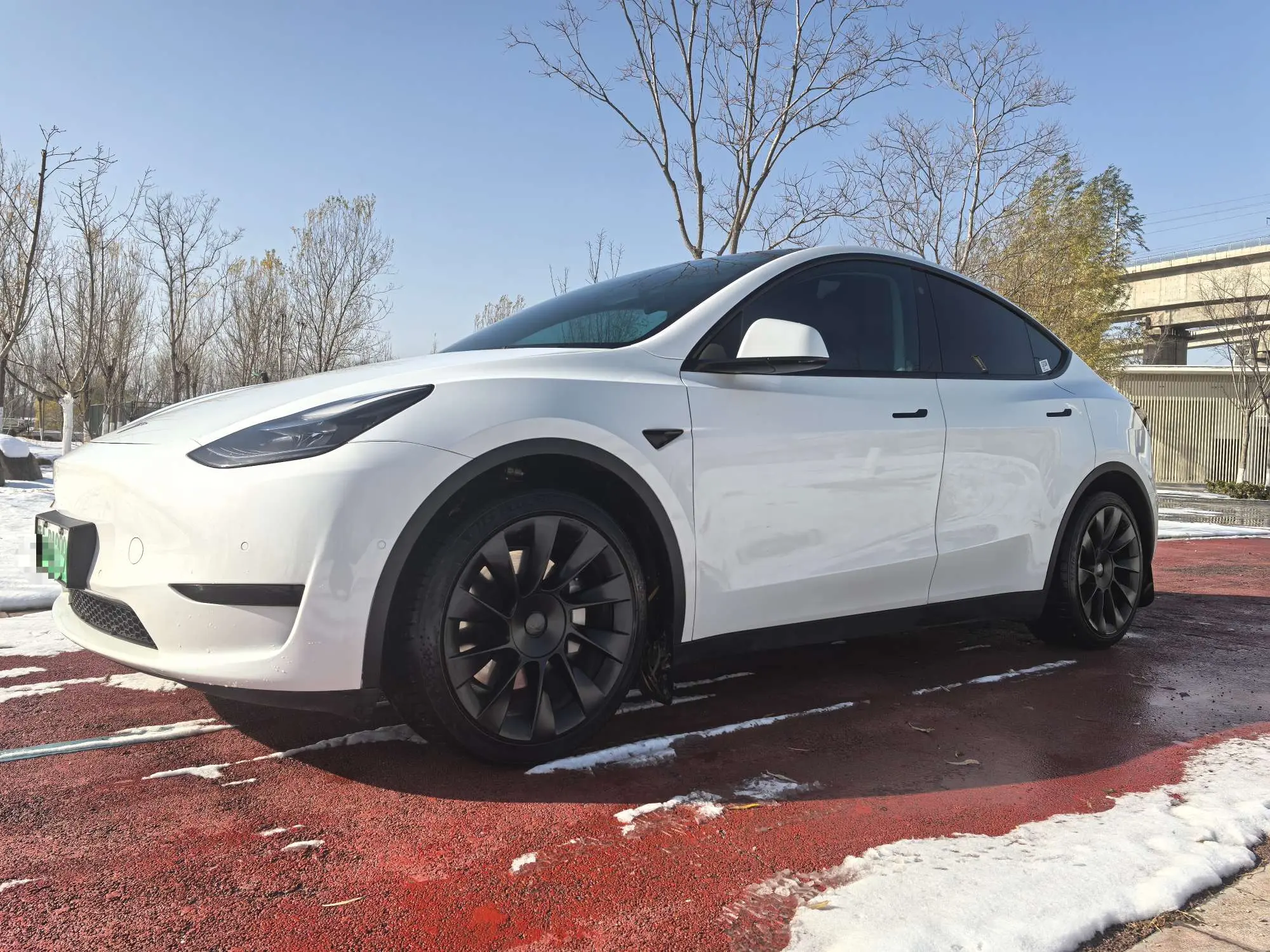 Tesla Model Y  из Китая