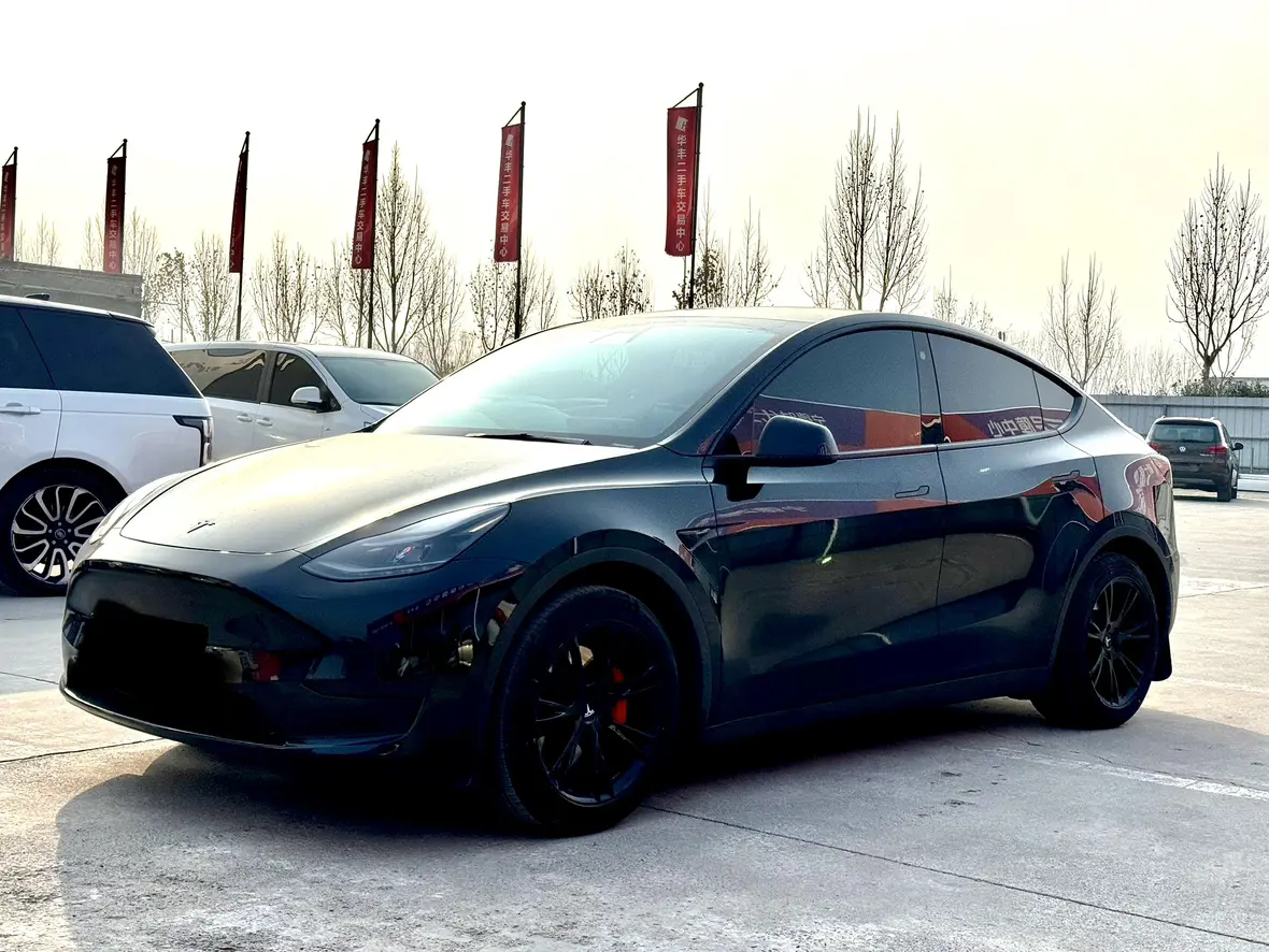 Tesla Model Y  из Китая