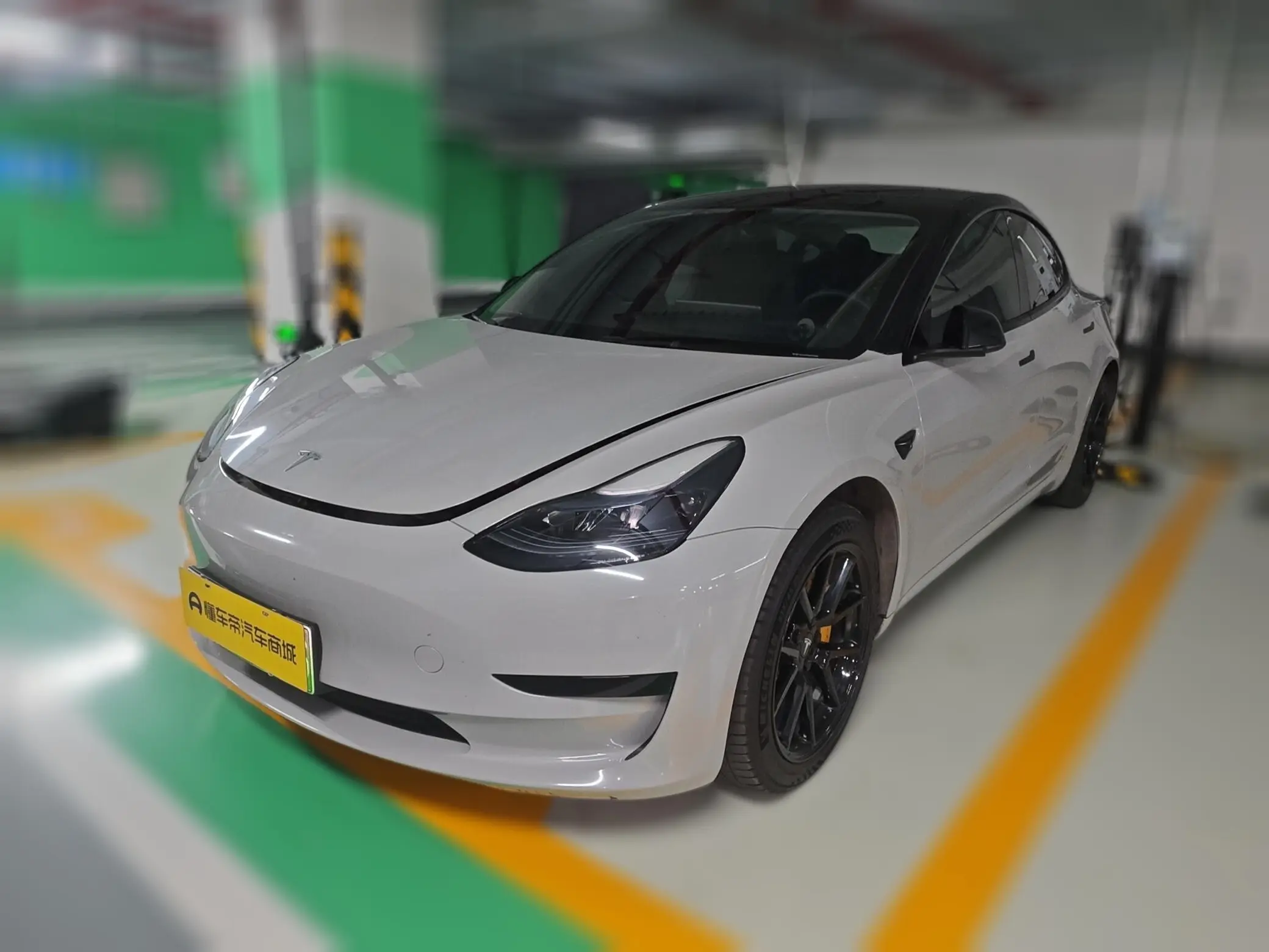 Tesla Model 3  из Китая