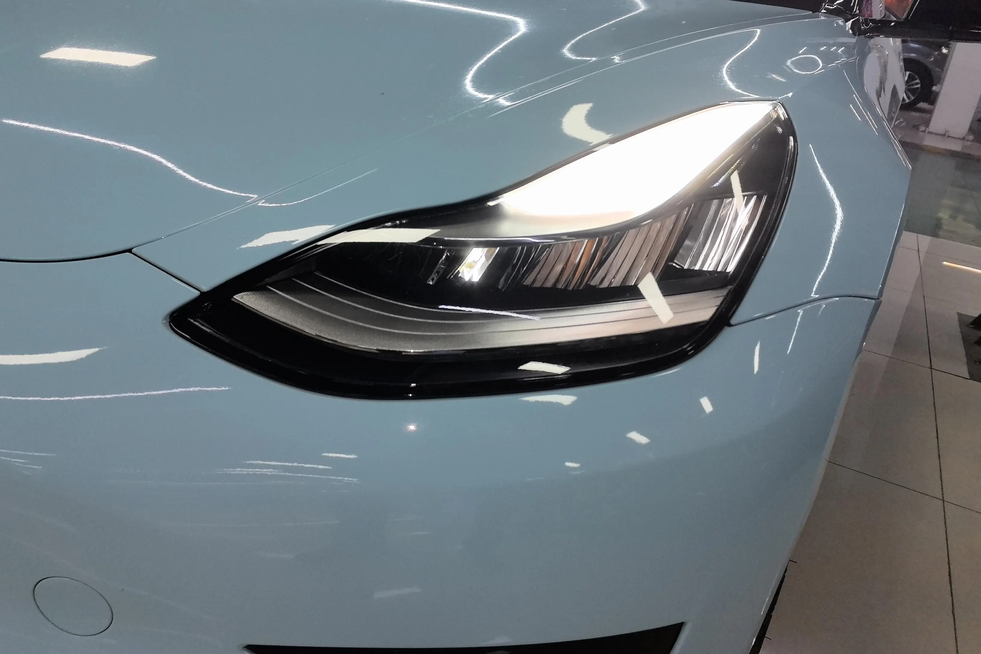 Tesla Model 3  из Китая