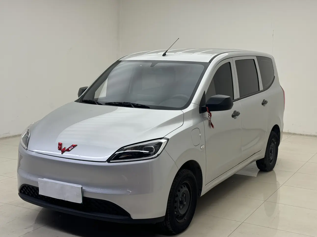 Wuling Hongguang pure electric version  из Китая