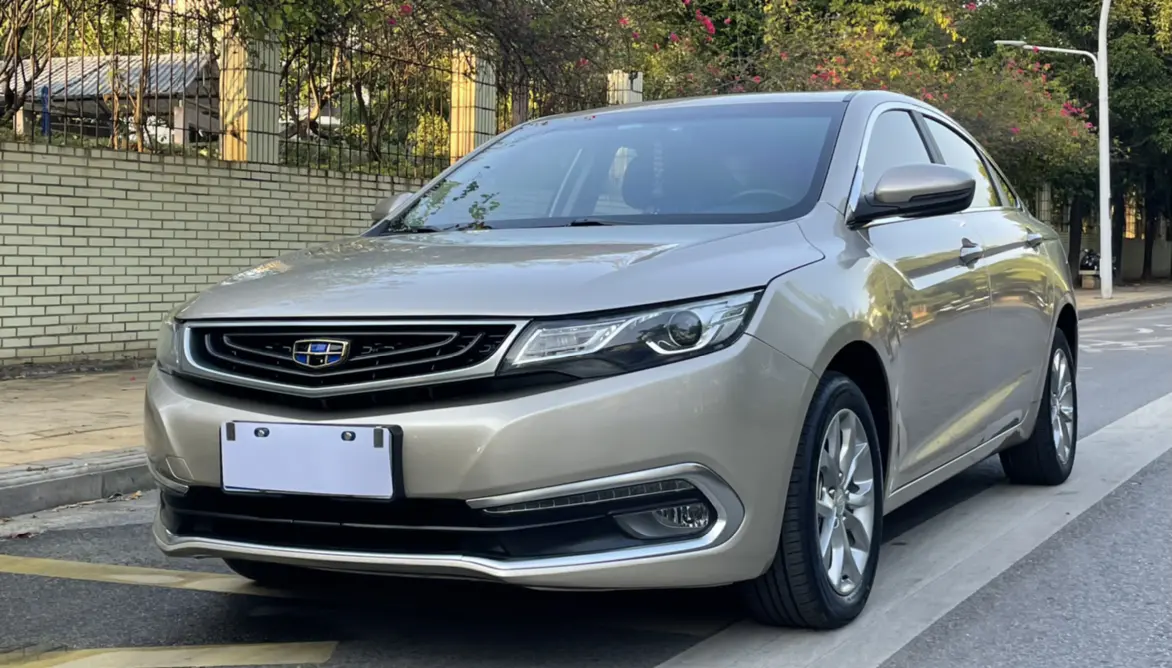Geely Emgrand GL  из Китая