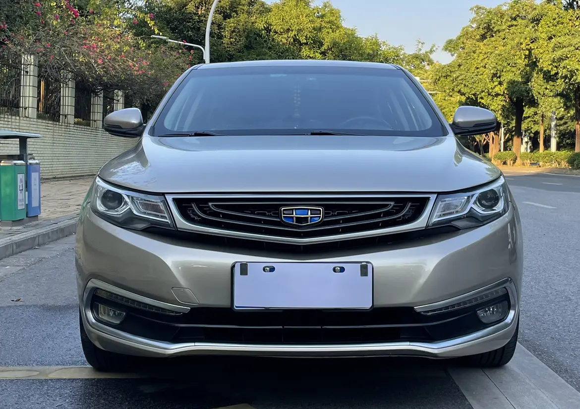 Geely Emgrand GL  из Китая