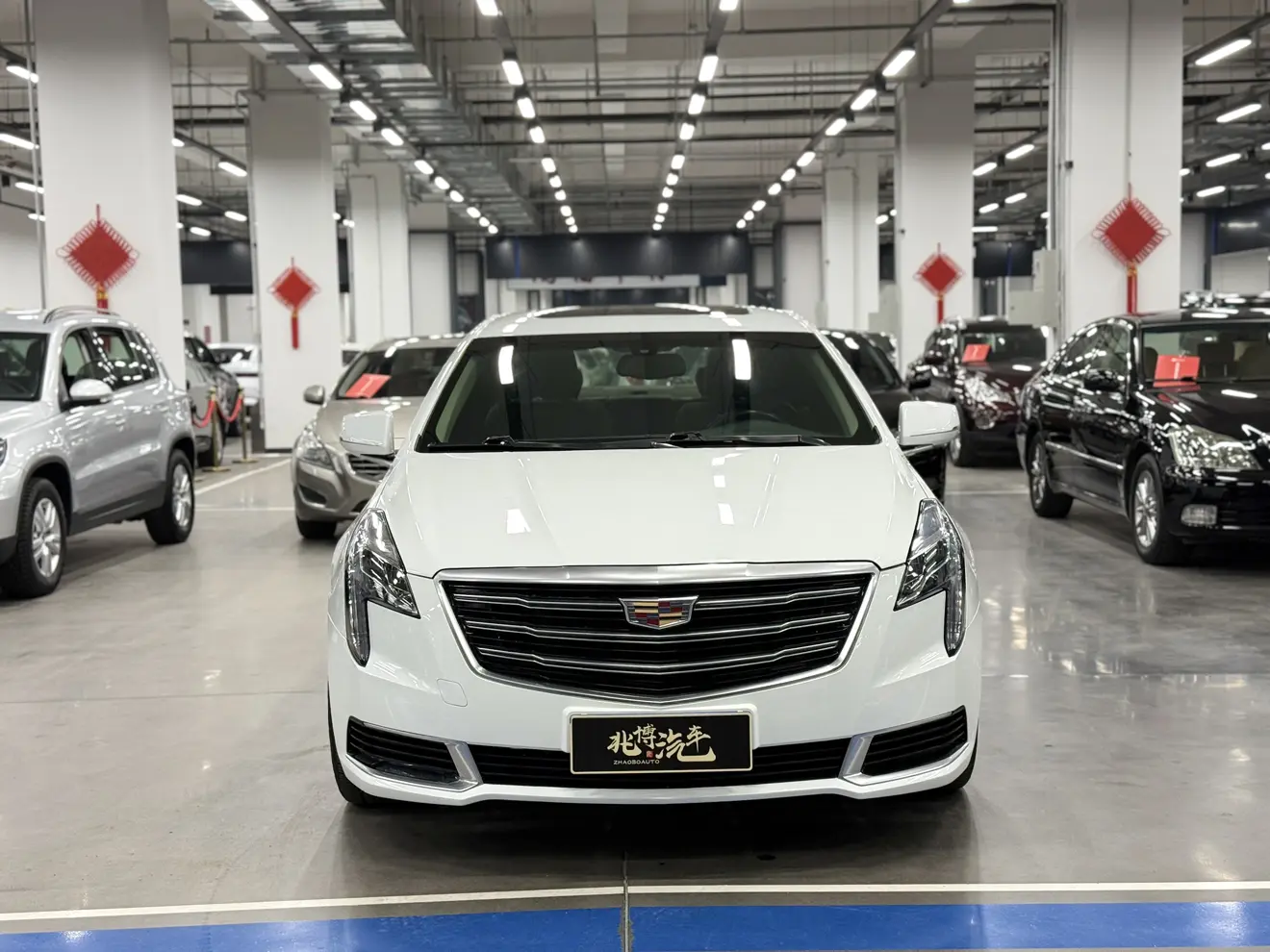 Cadillac XTS  из Китая