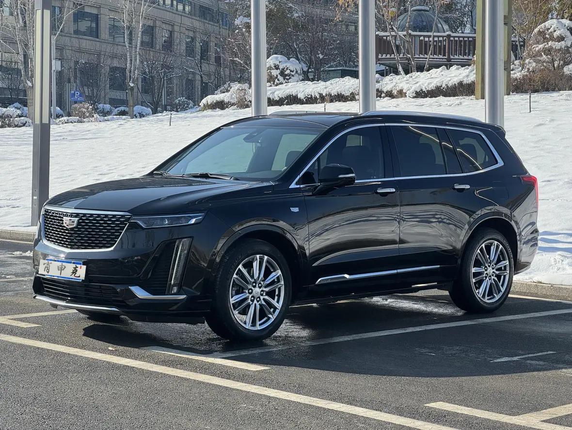 Cadillac XT6  из Китая
