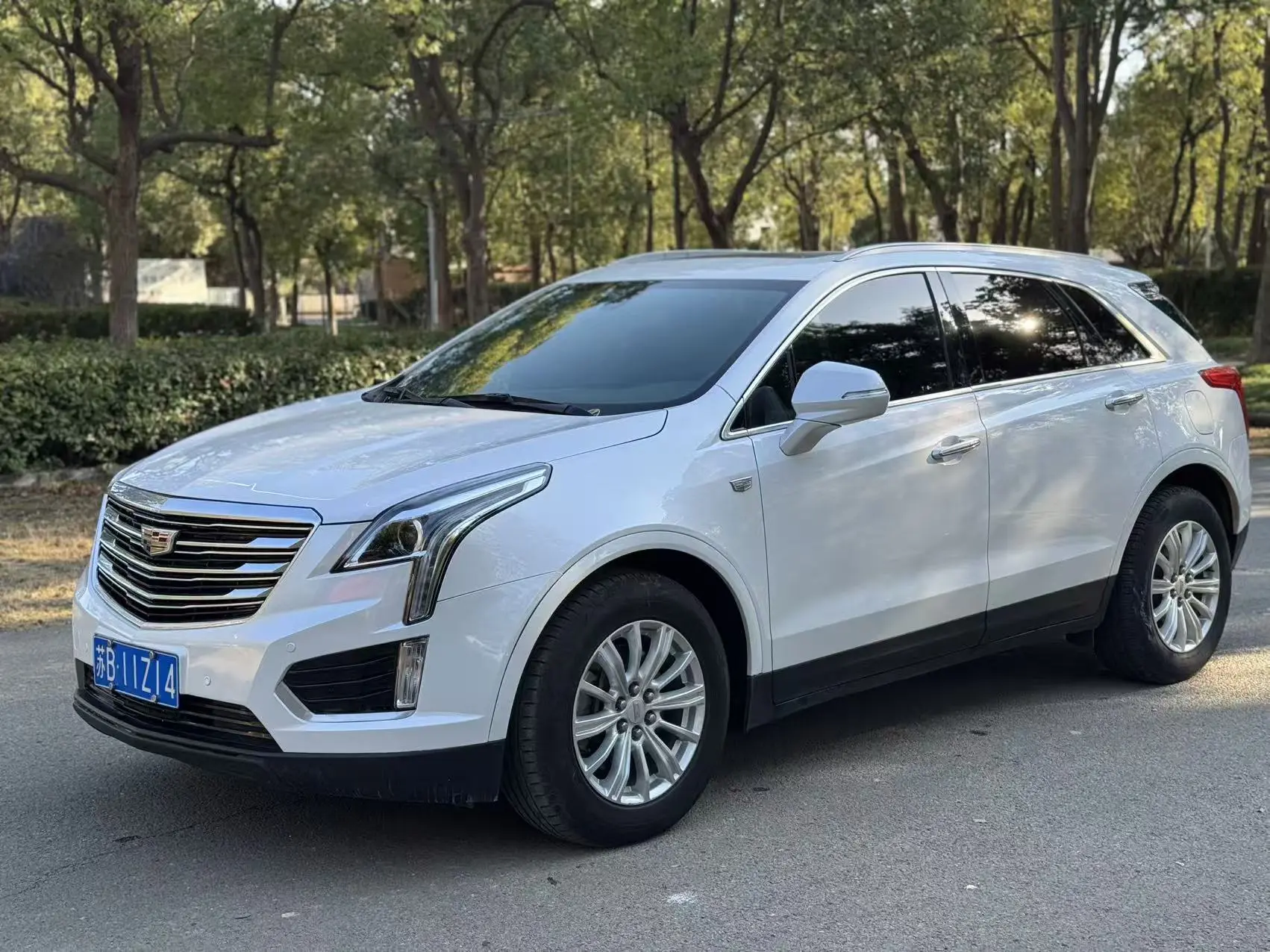 Cadillac XT5  из Китая