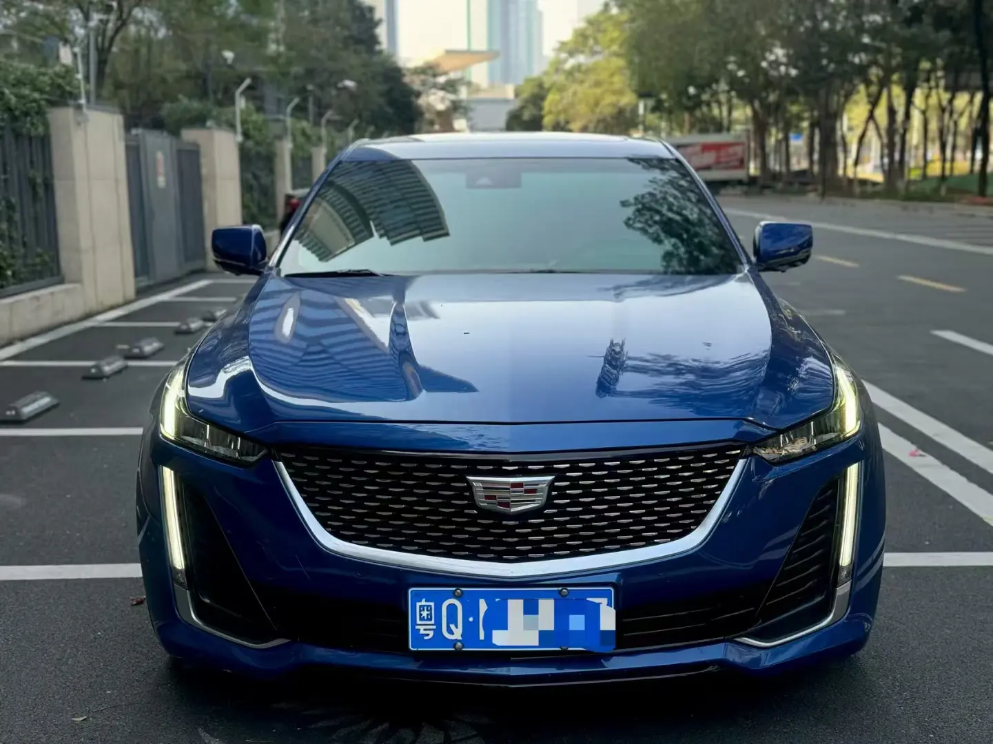 Cadillac CT5  из Китая
