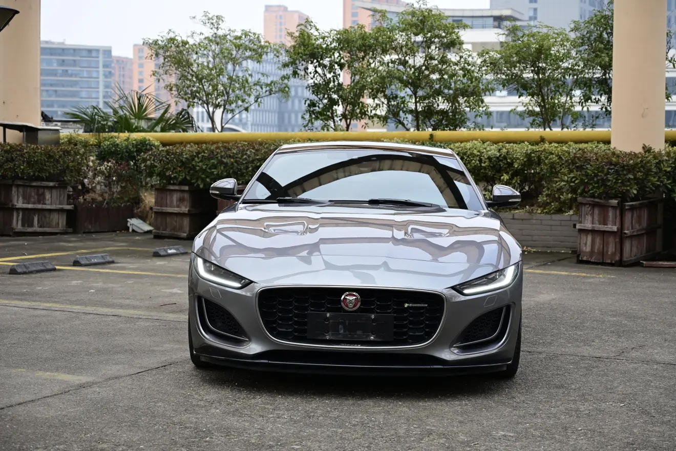Jaguar F-TYPE  из Китая