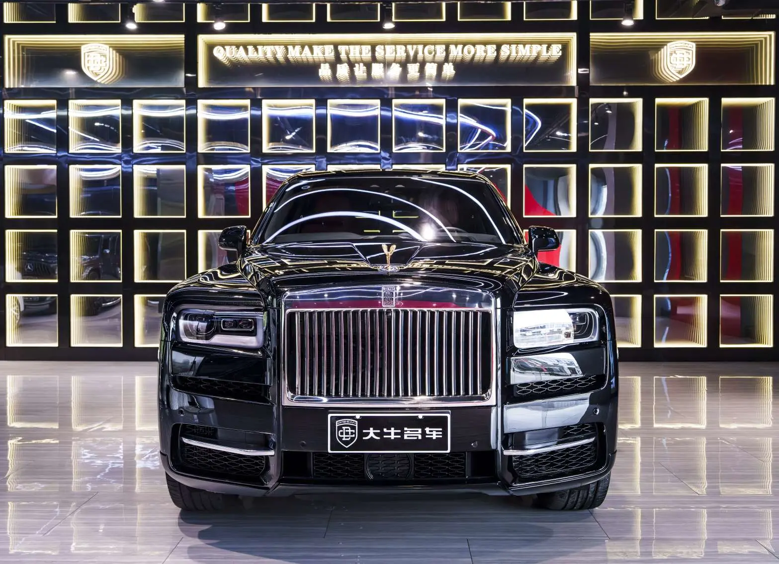 Rolls Royce Cullinan  из Китая