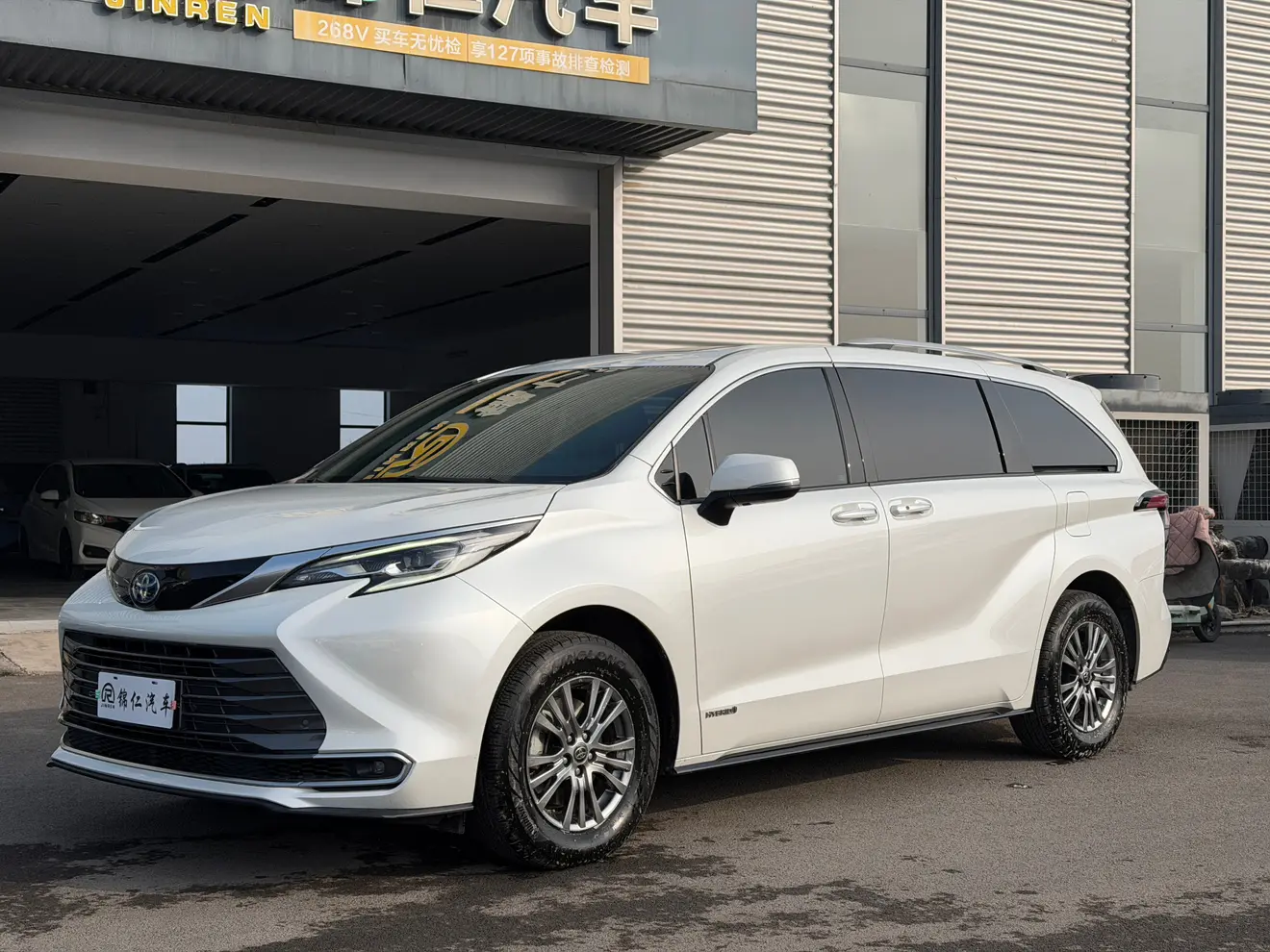 Toyota Sienna  из Китая