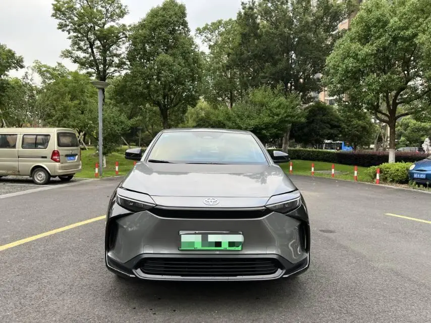 Toyota Bozhi 4X  из Китая