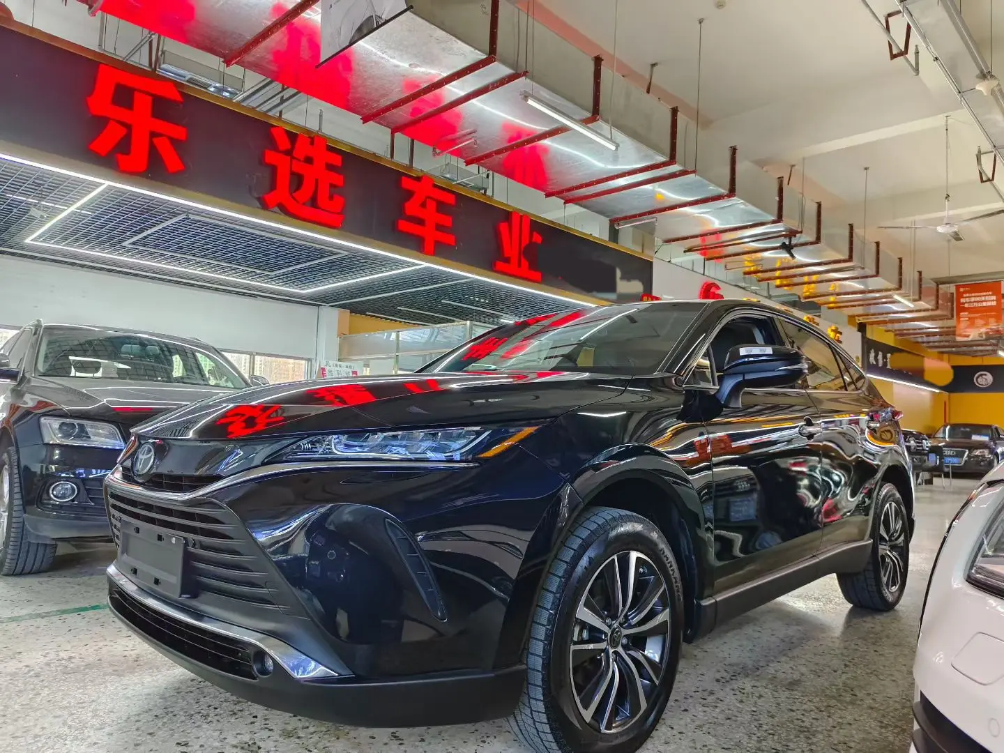 Toyota Harrier  из Китая