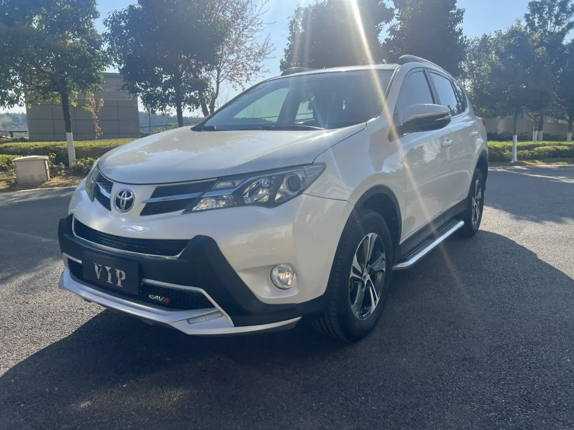 Toyota RAV4  из Китая