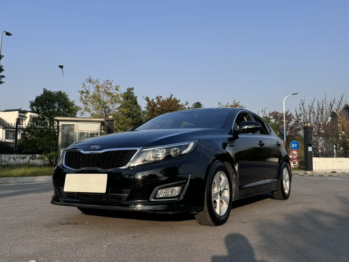 Kia K5  из Китая