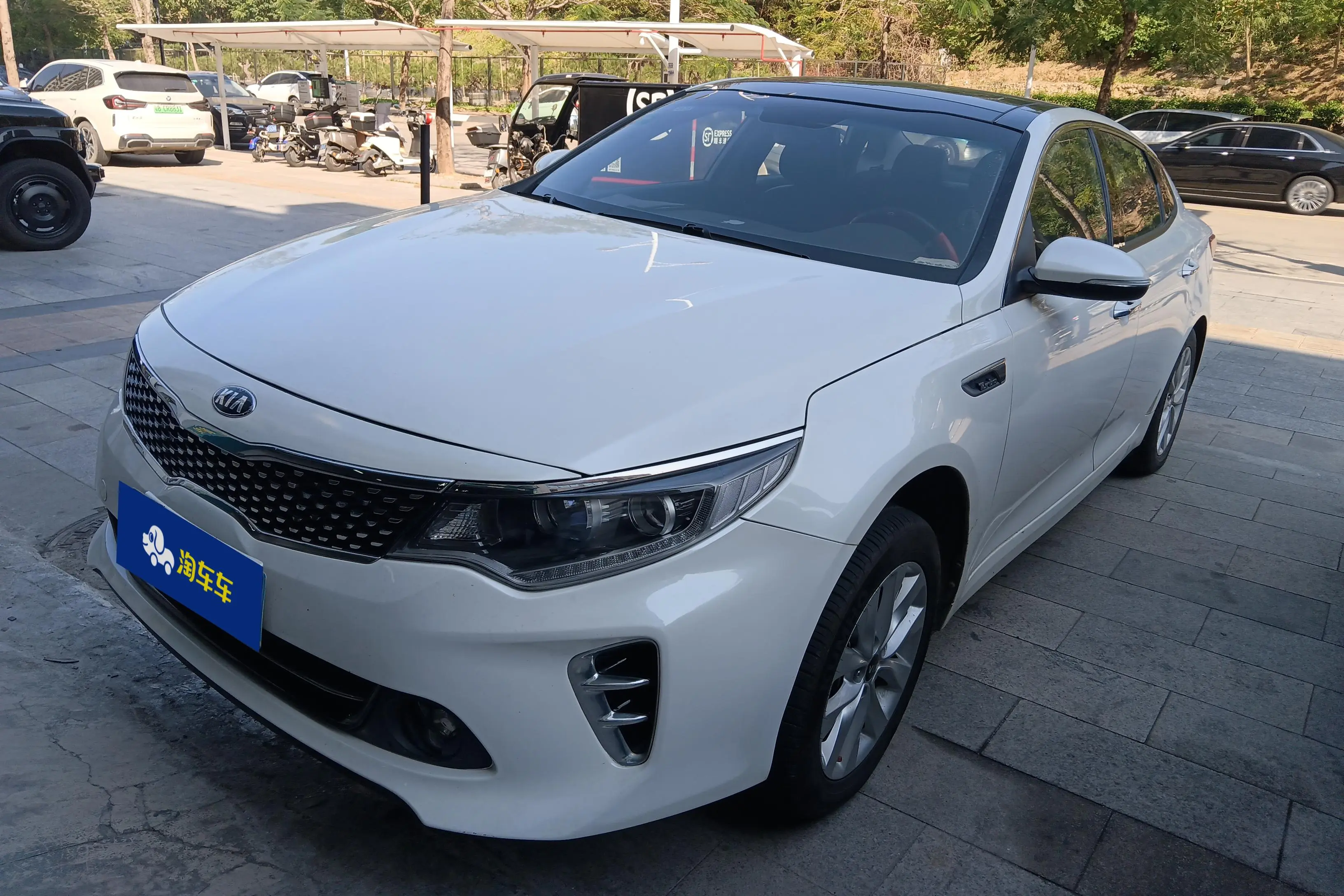 Kia K5  из Китая