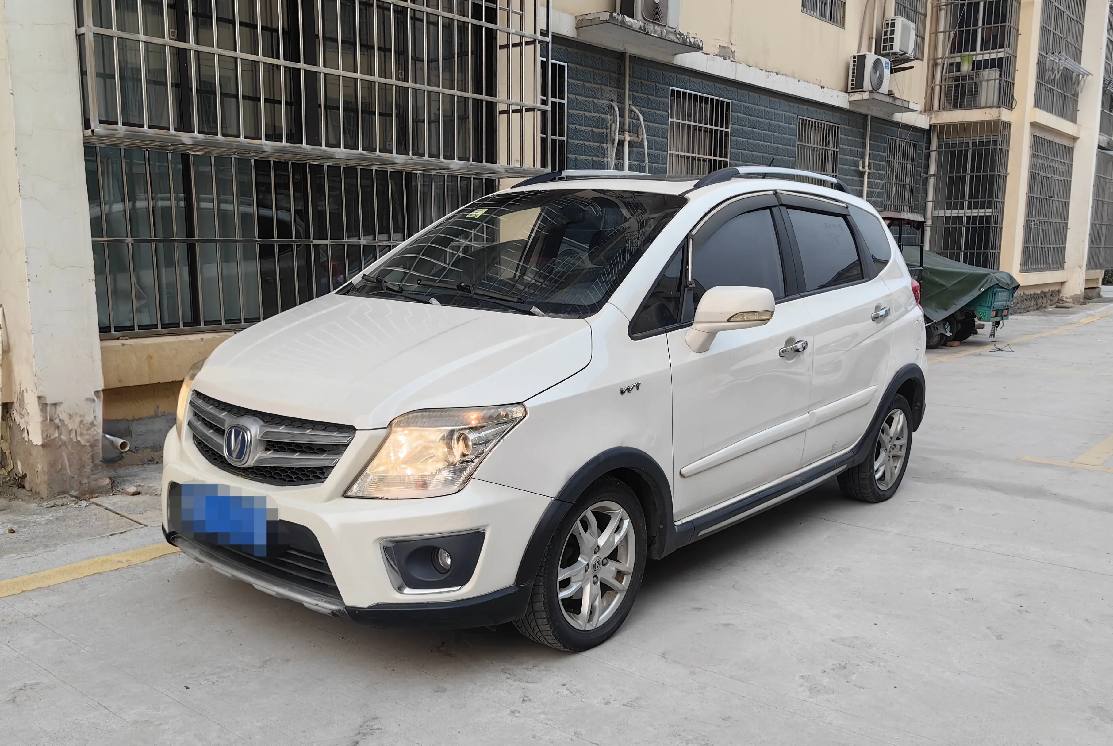 Changan CX20  из Китая
