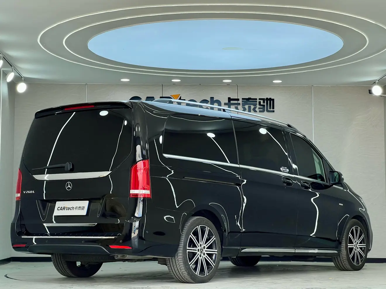 Mercedes-Benz Mercedes Benz V Class  из Китая