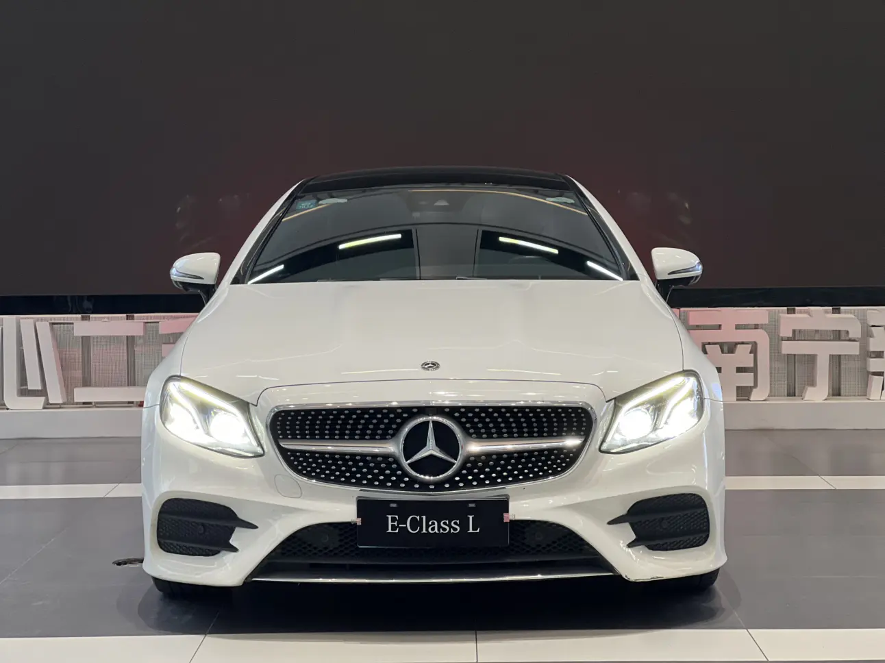 Mercedes-Benz E-Class  из Китая