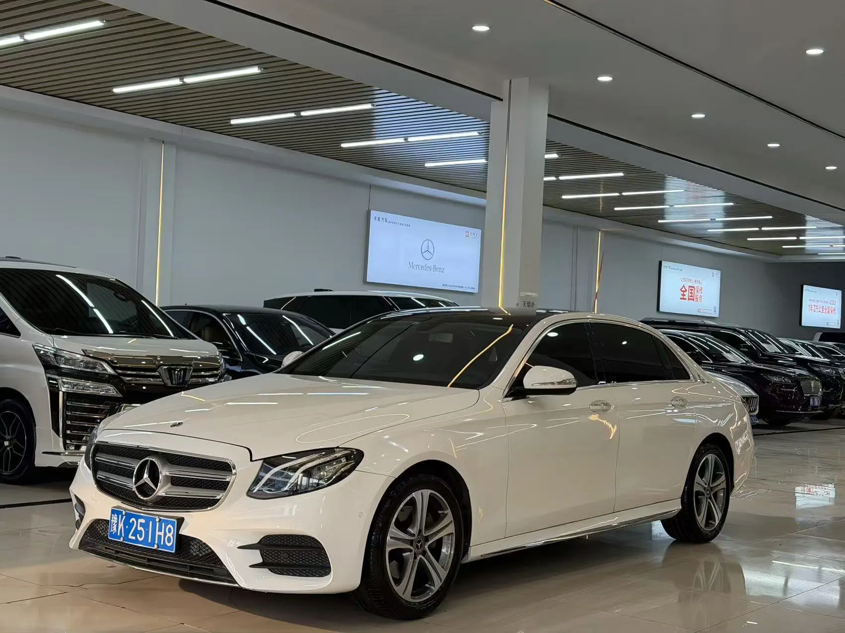 Mercedes-Benz E-Class  из Китая