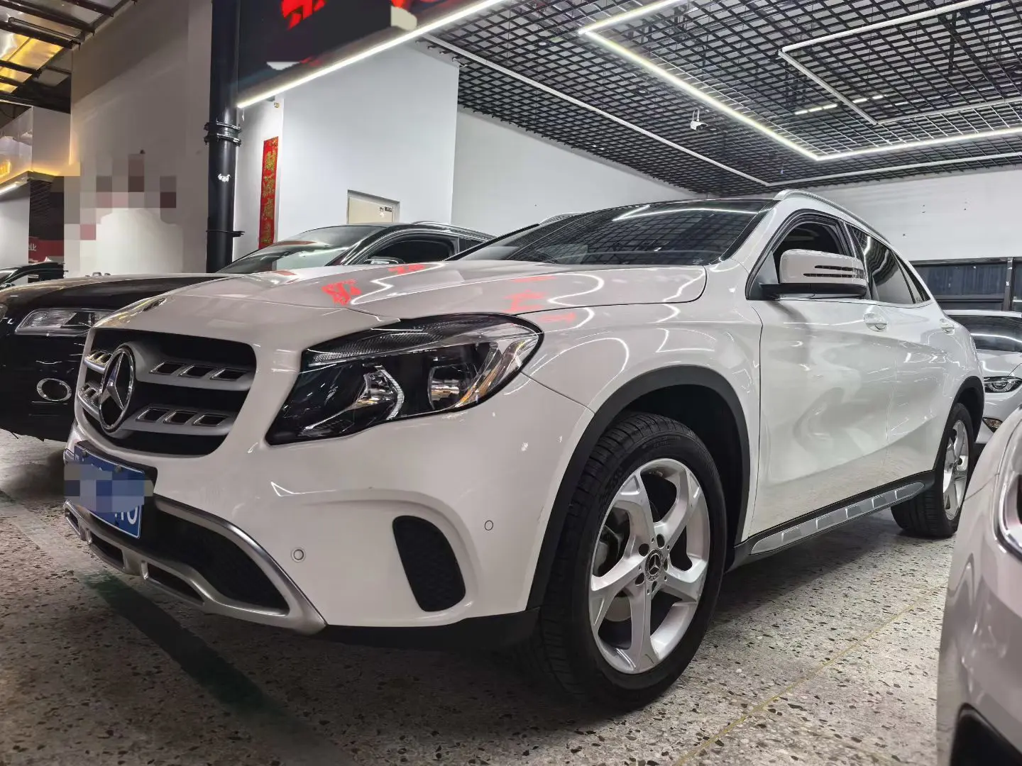 Mercedes-Benz GLA  из Китая