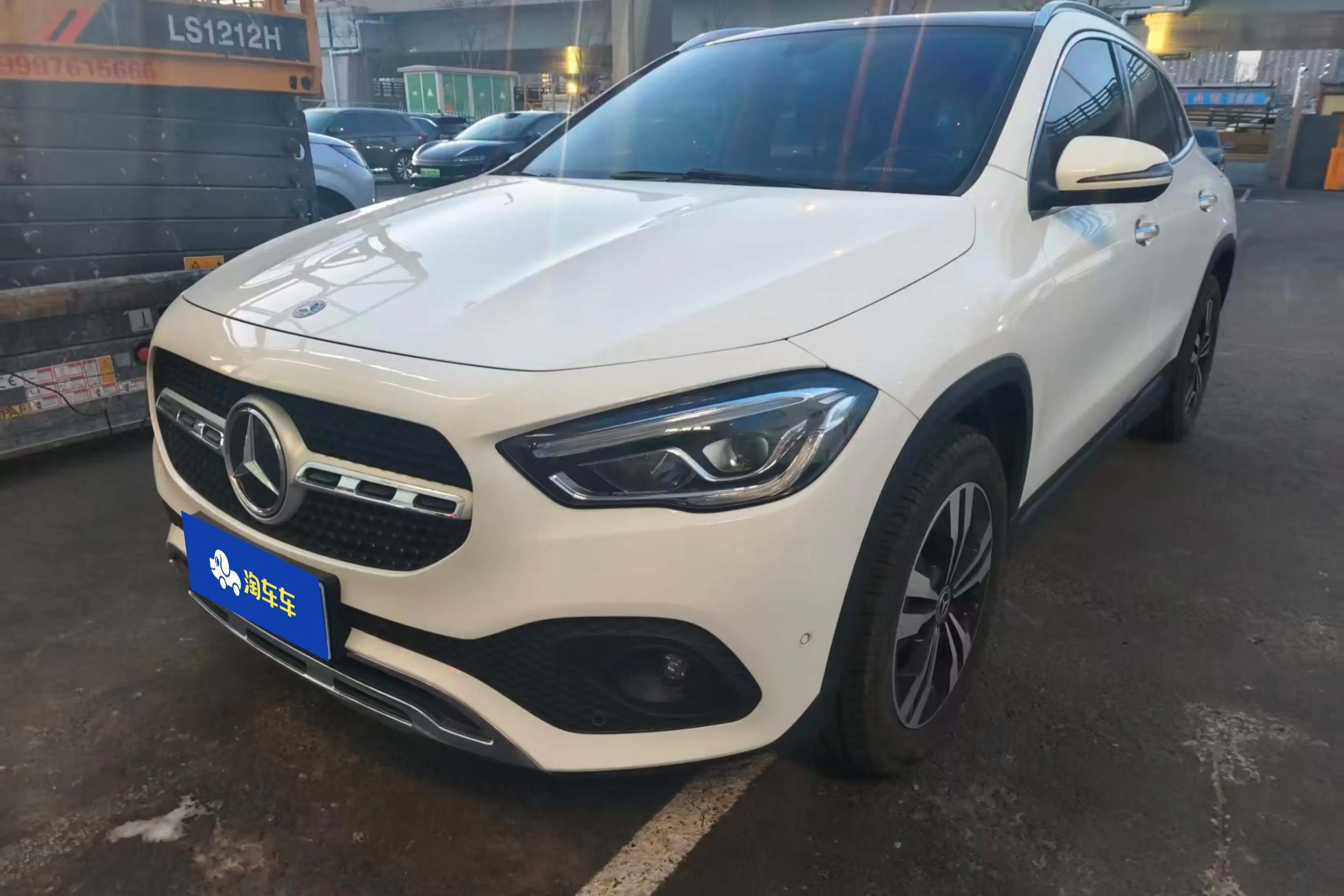 Mercedes-Benz GLA  из Китая