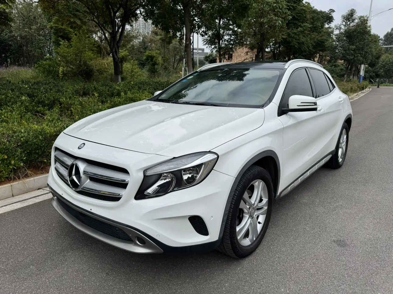 Mercedes-Benz GLA  из Китая