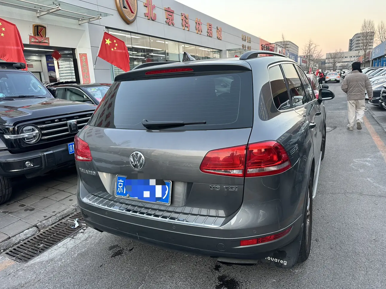 Volkswagen Touareg  из Китая