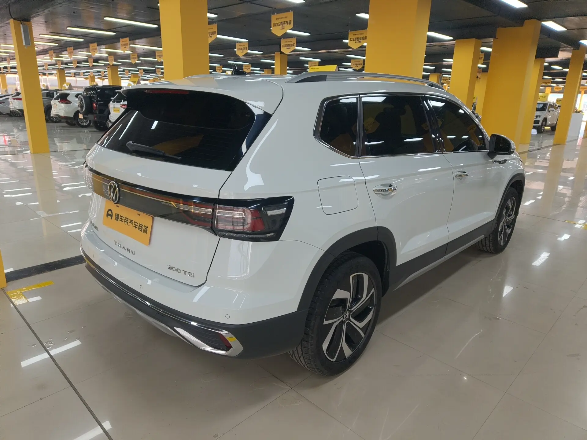 Volkswagen Tharu  из Китая