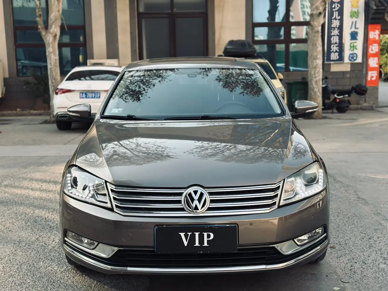 Volkswagen Magotan  из Китая