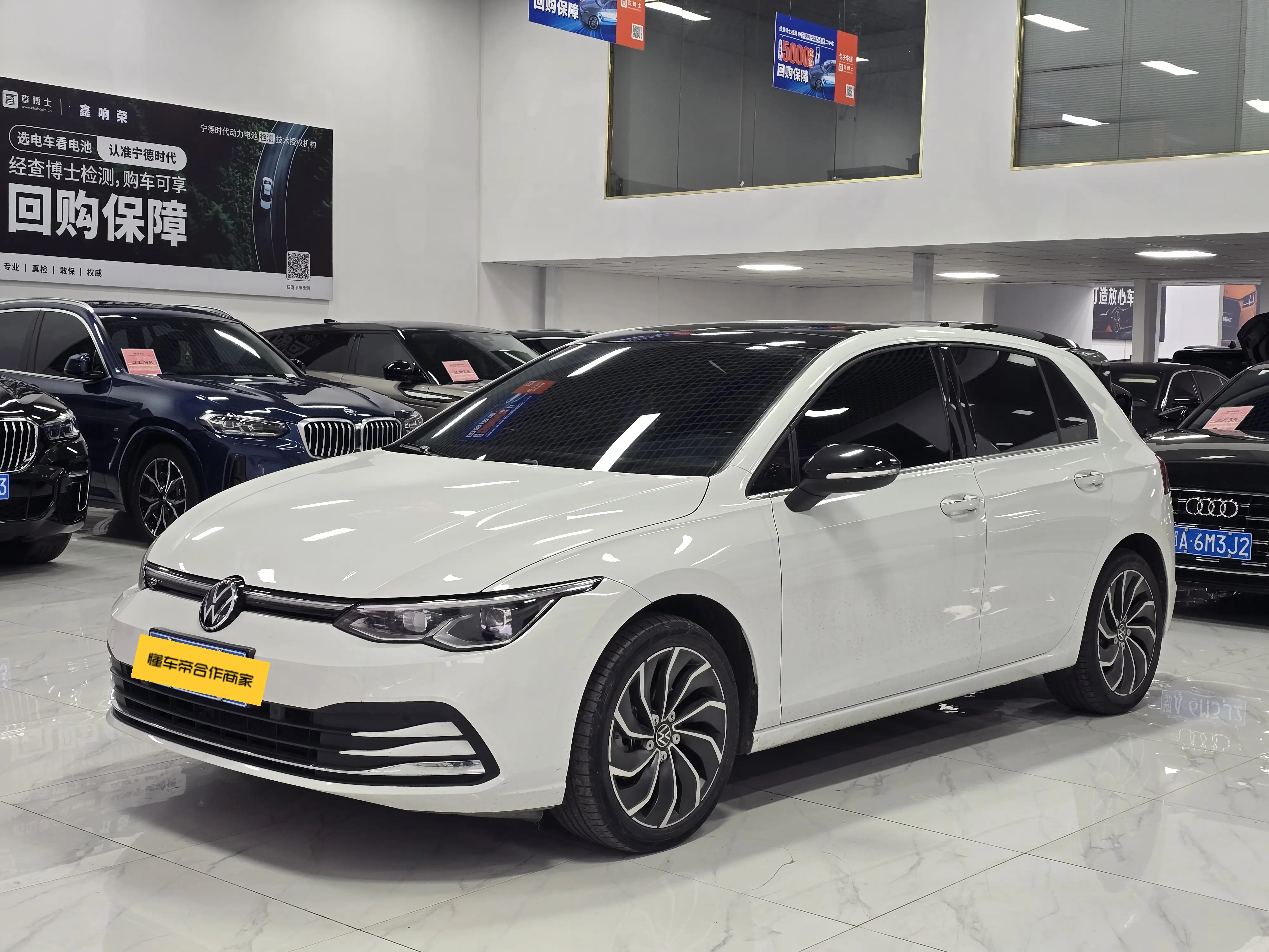 Volkswagen Golf  из Китая