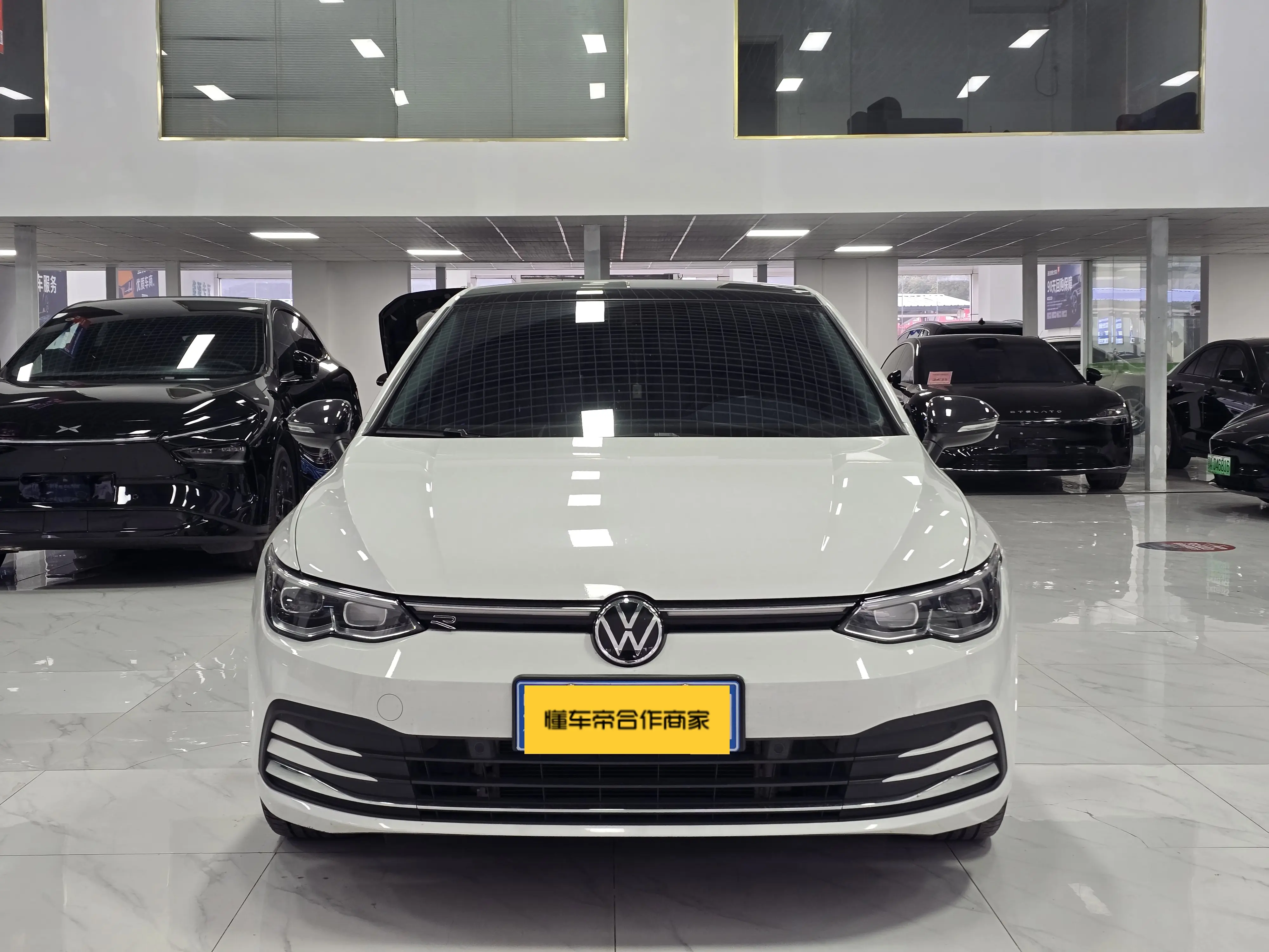 Volkswagen Golf  из Китая