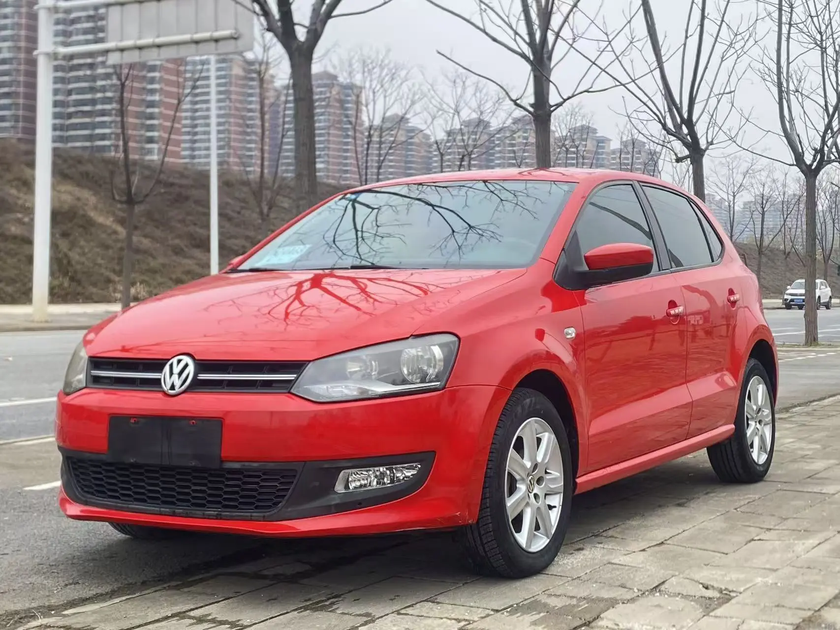 Volkswagen Polo  из Китая