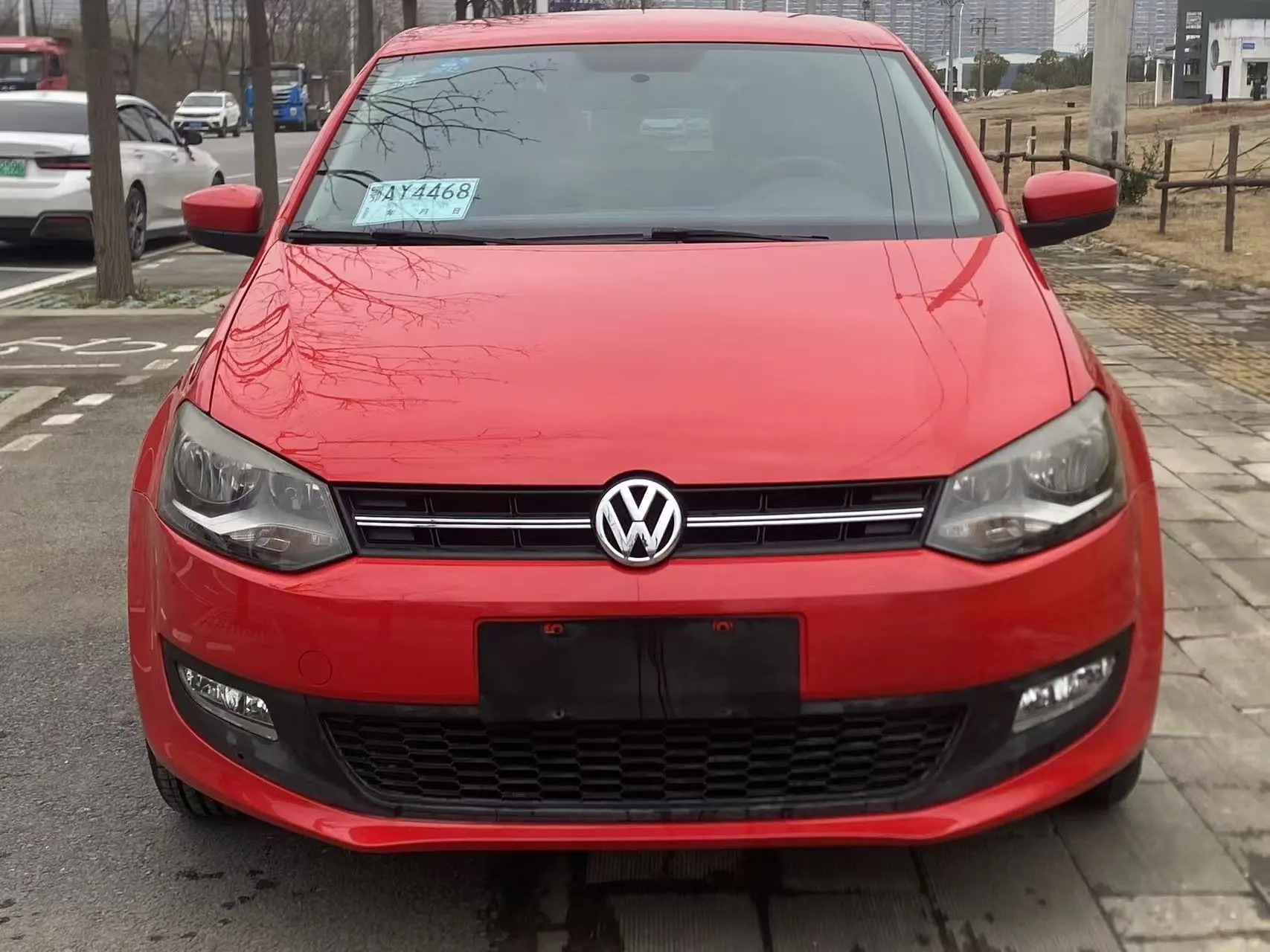 Volkswagen Polo  из Китая