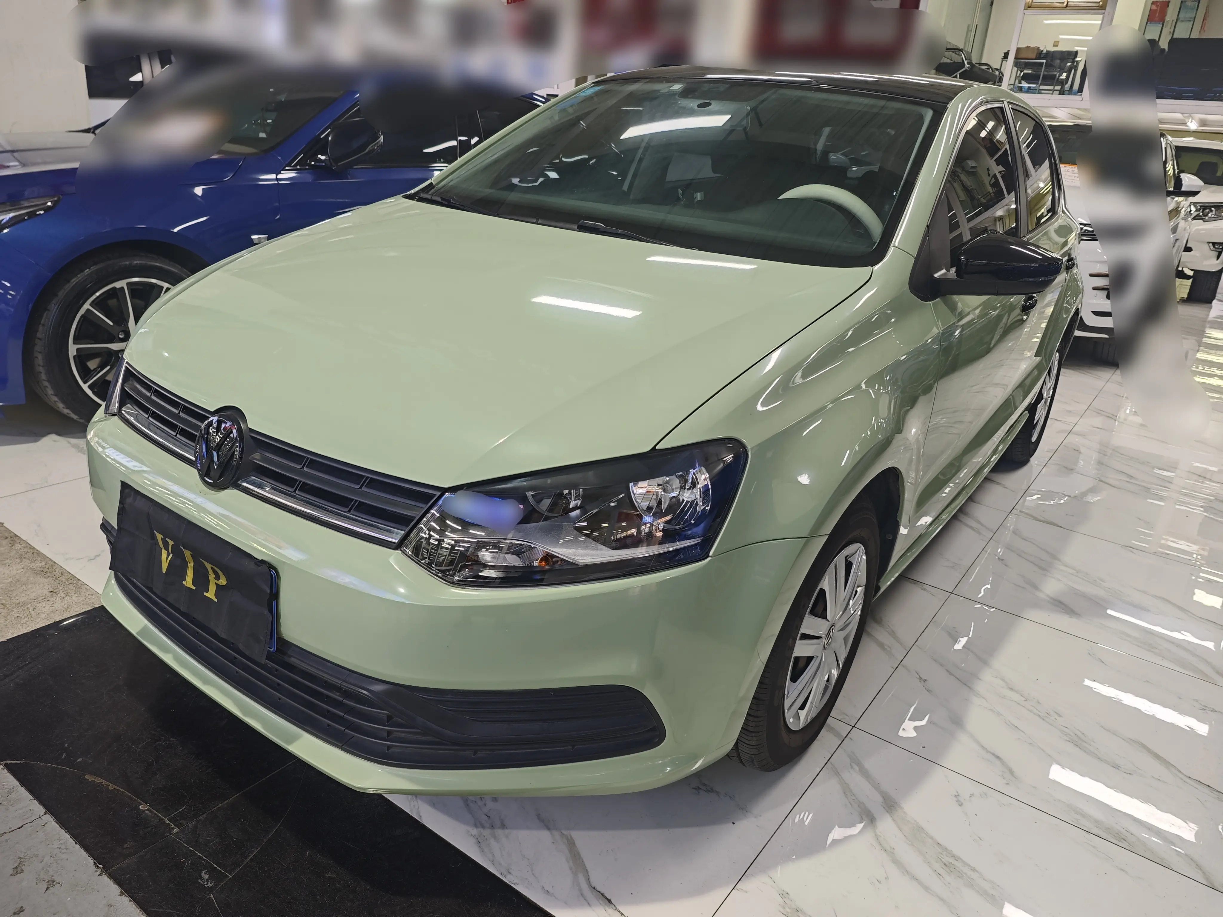 Volkswagen Polo  из Китая