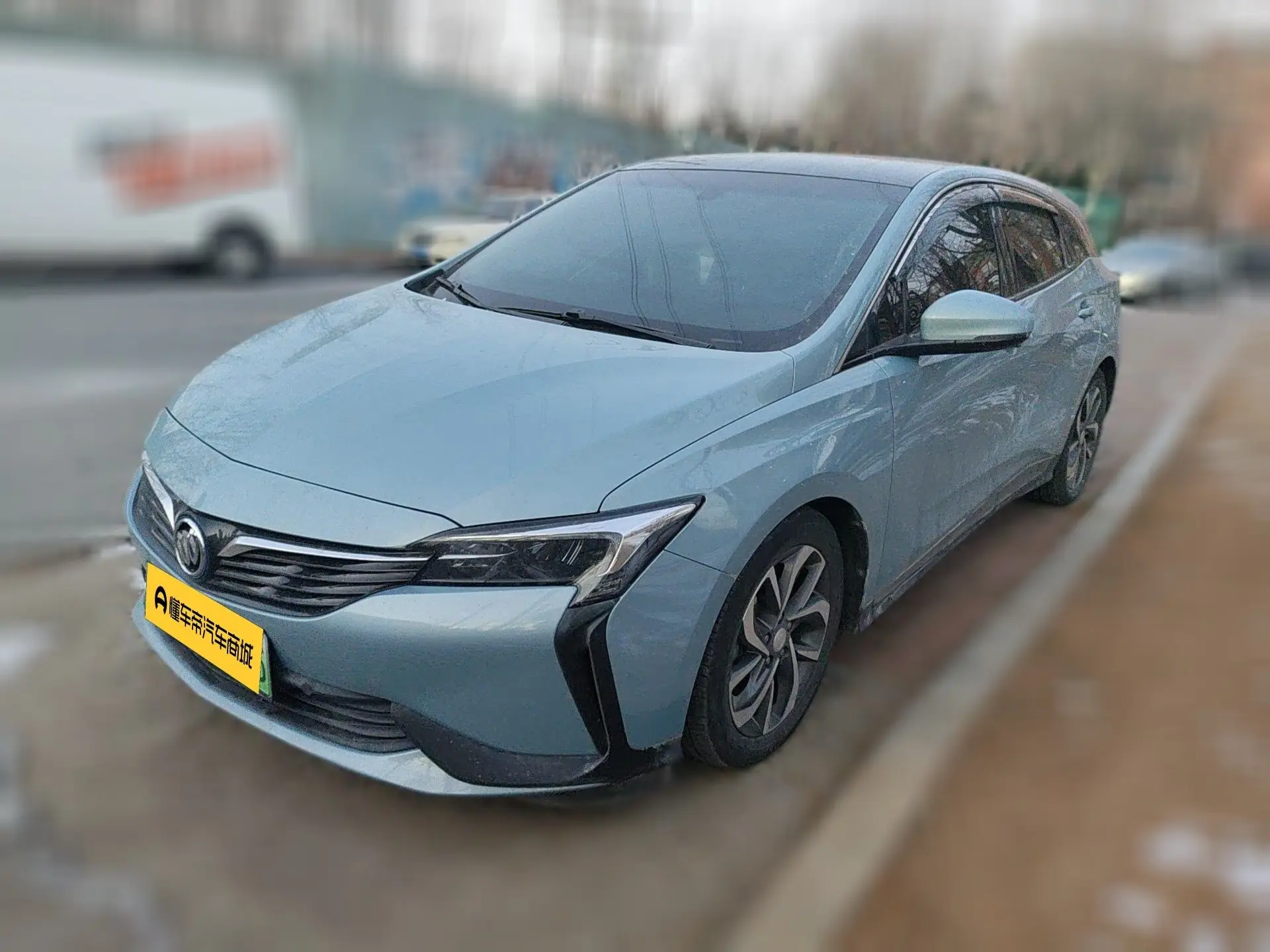 Buick Weilan 6 PHEV  из Китая