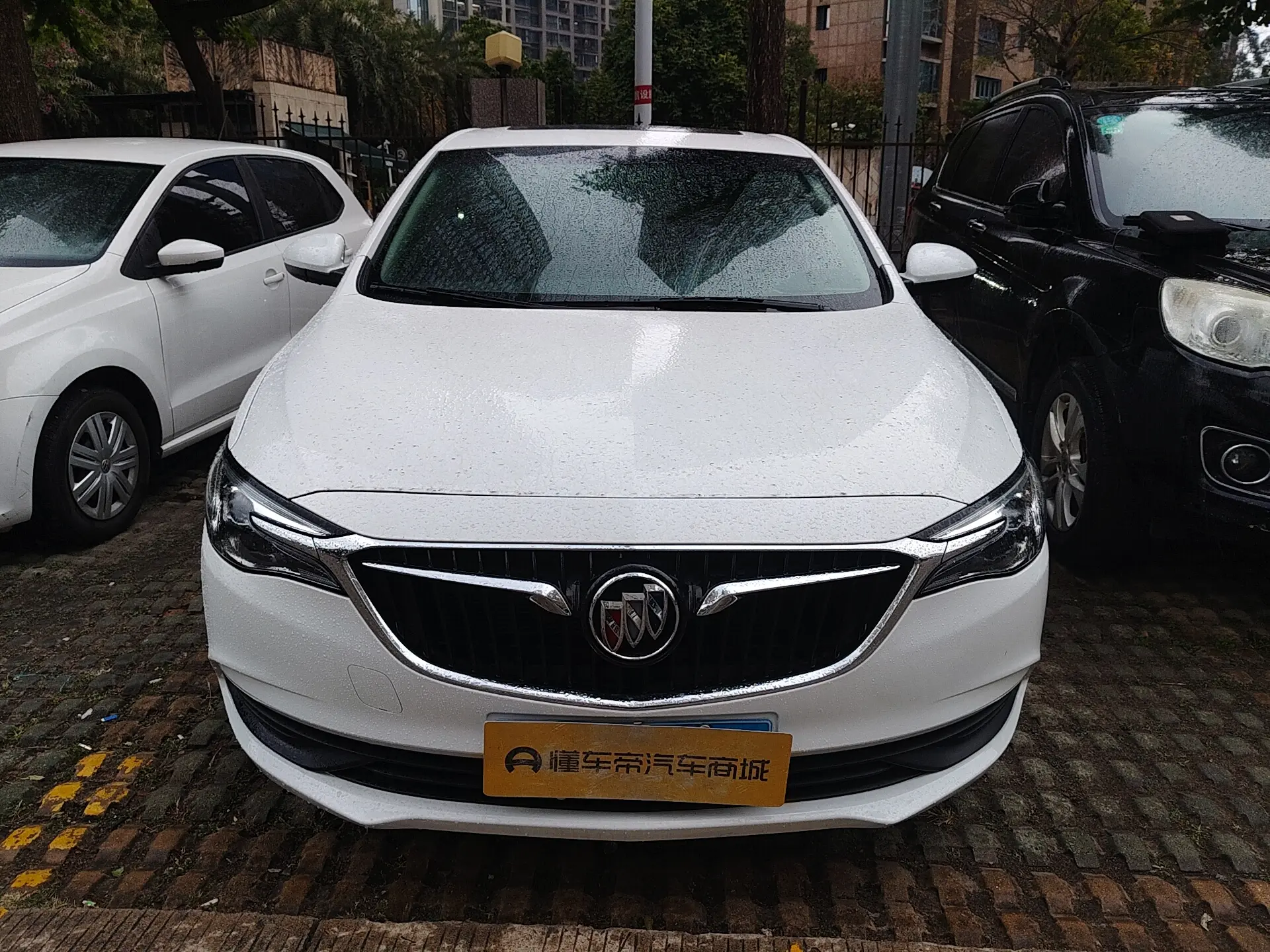 Buick Yinglang  из Китая