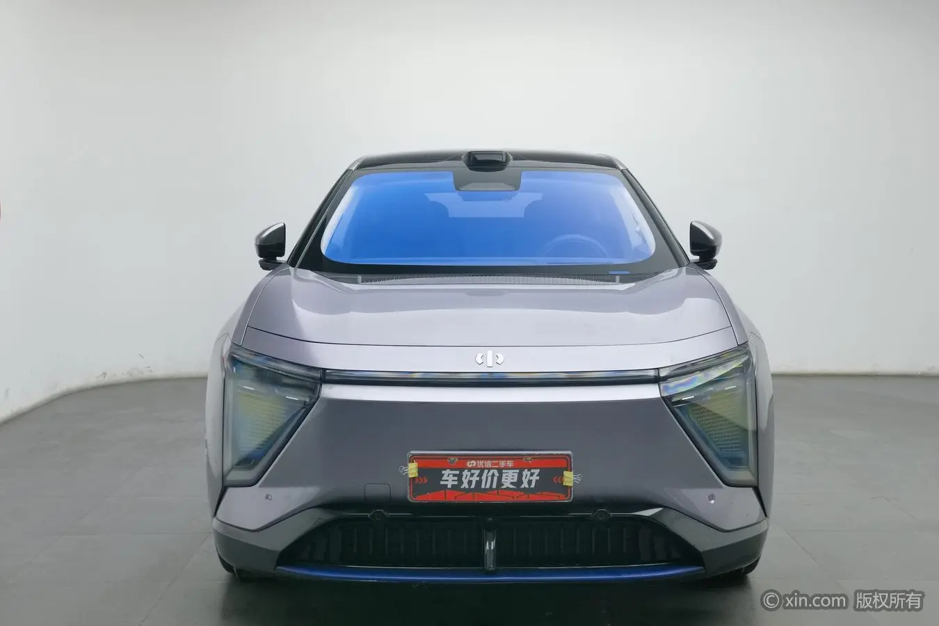 HiPhi Y  из Китая