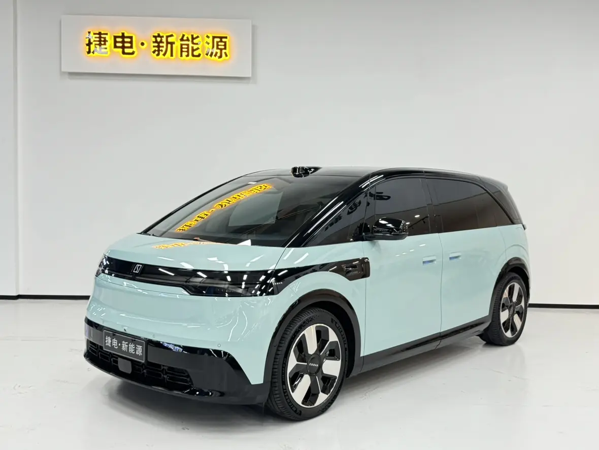 ZEEKR MIX  из Китая