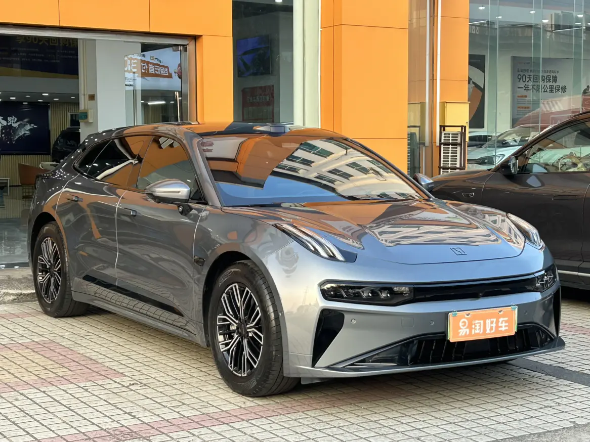 ZEEKR 001  из Китая