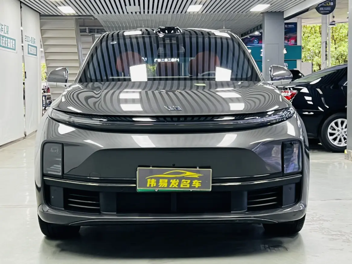 Li L7 (Ideal L7)  из Китая