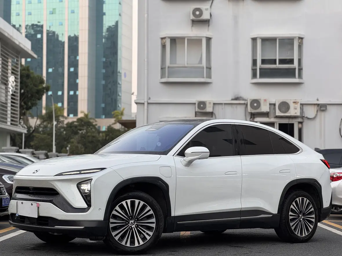NIO EC6  из Китая