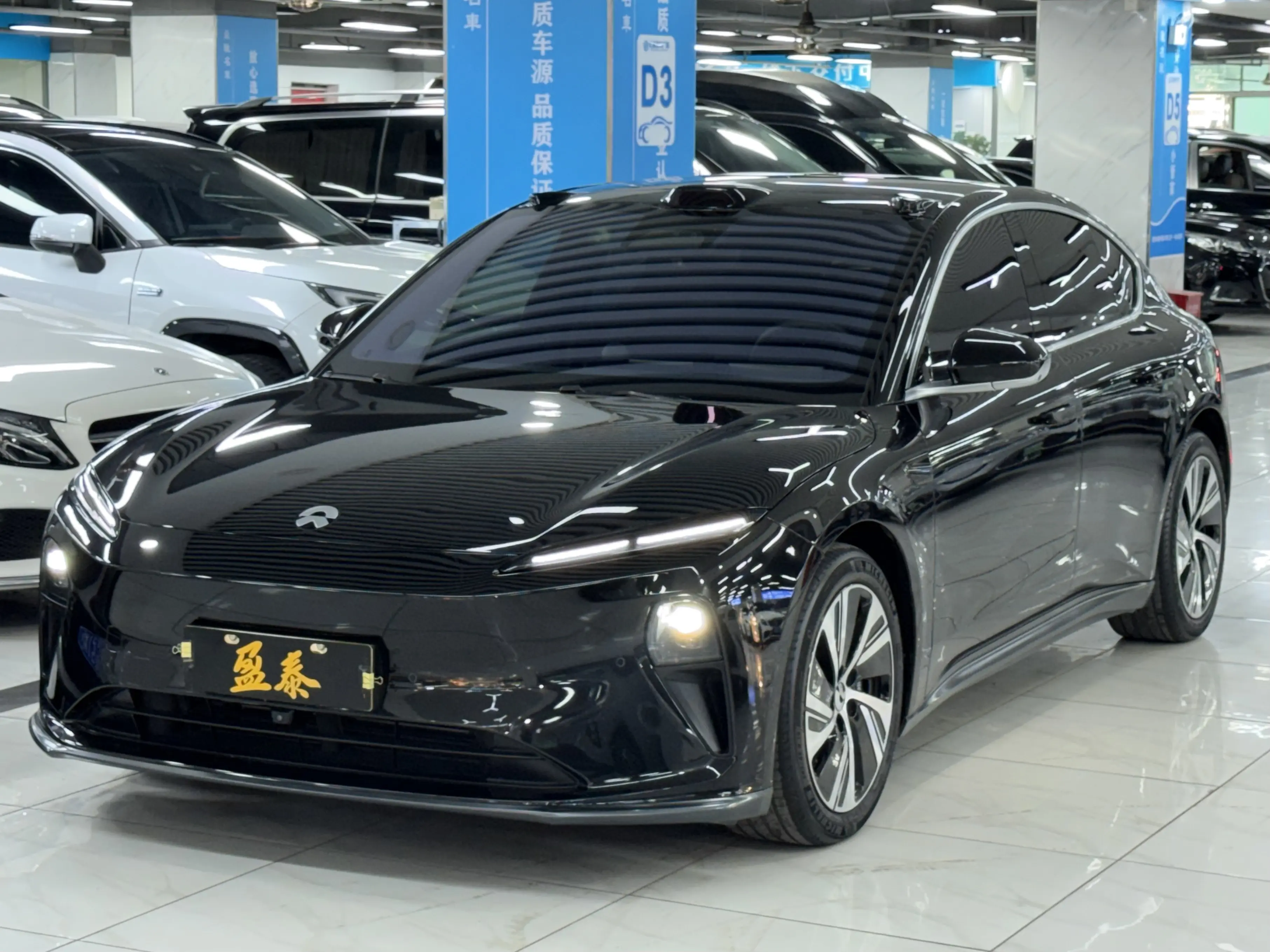 NIO ET5  из Китая