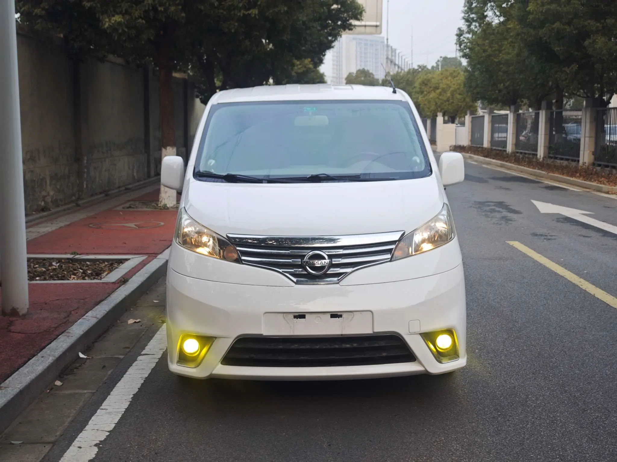 Nissan NV200  из Китая