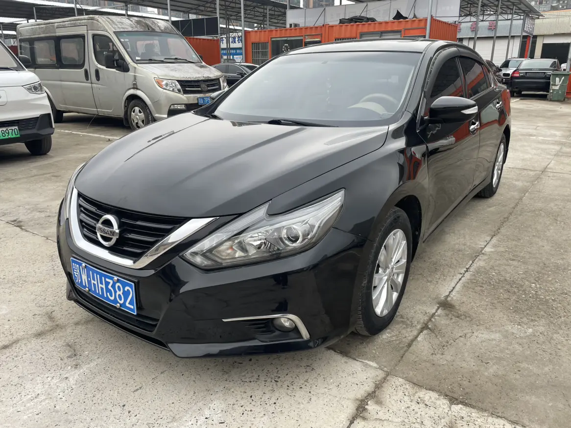 Nissan Altima (Teana)  из Китая